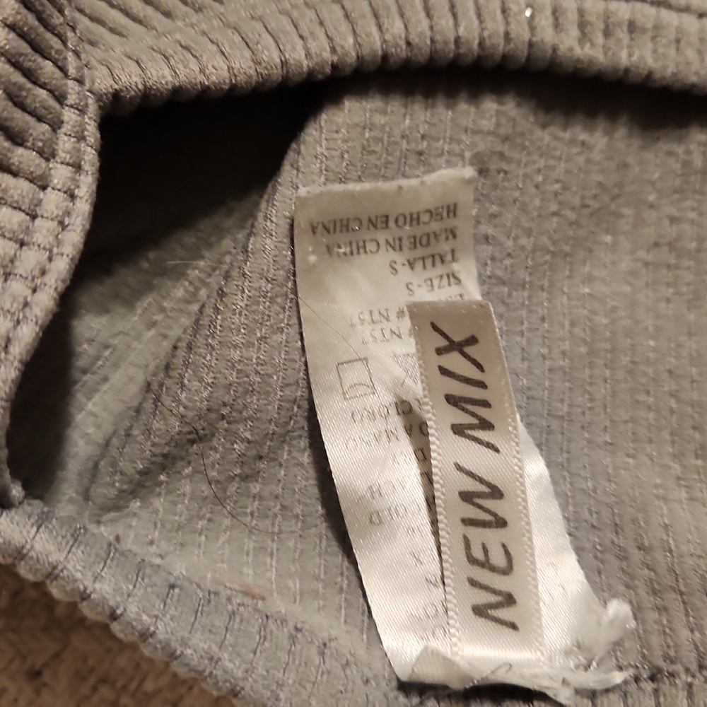 New Mix Ribbed V-Neck Tank Top - Gray - Picture 3 of 3